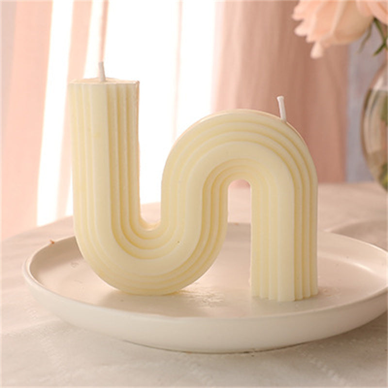 handmade geometric aromatherapy candles – soy & beeswax