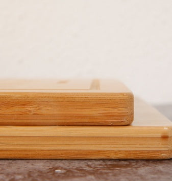 raíz cutting board