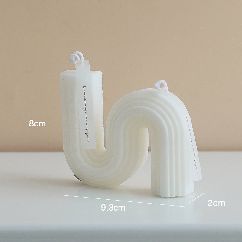 geometric scented candle – nordic-style for calm spaces