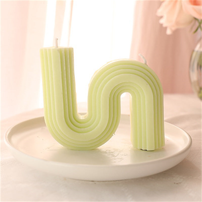 handmade geometric aromatherapy candles – soy & beeswax