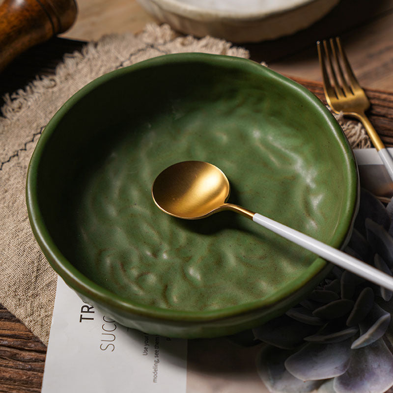 ceramic deep plate – creamy white or forest green