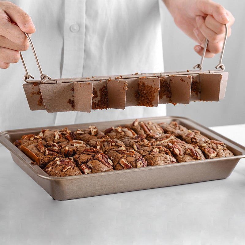 non-stick brownie pan – square, thick base in matte brown