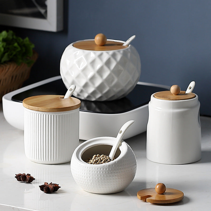 ceramic seasoning jar – with bamboo detail
