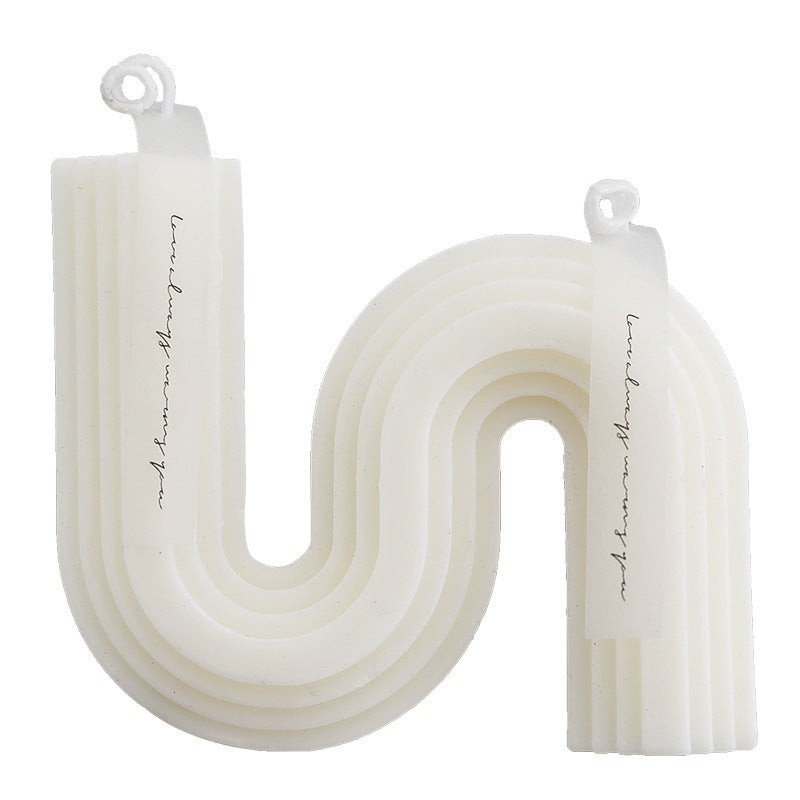 geometric scented candle – nordic-style for calm spaces