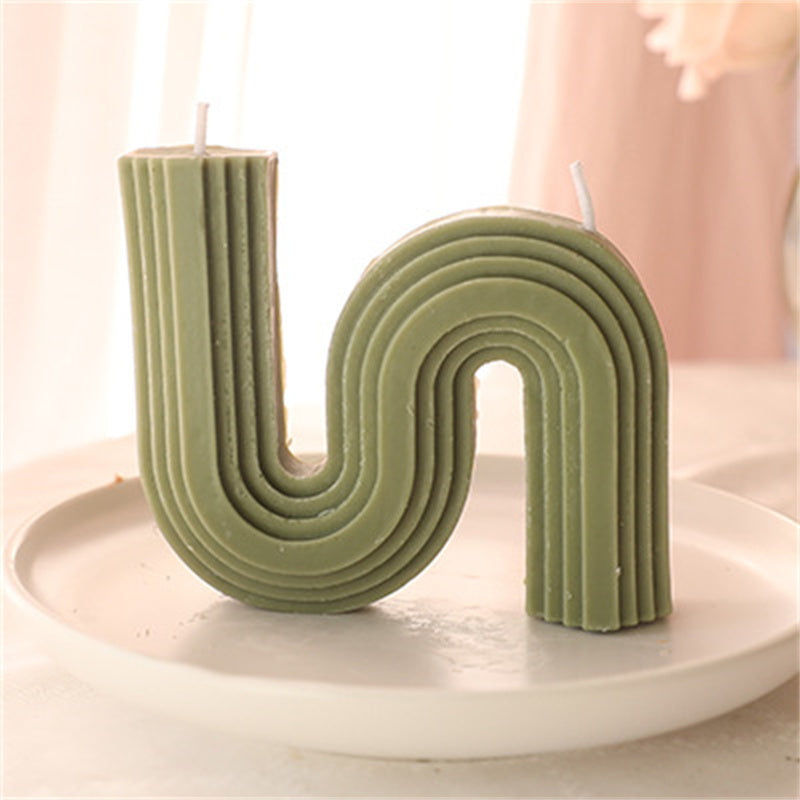handmade geometric aromatherapy candles – soy & beeswax